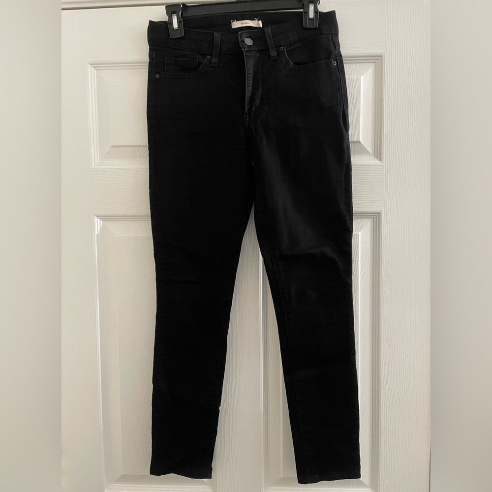 Levi 711 Skinny Black Jeans